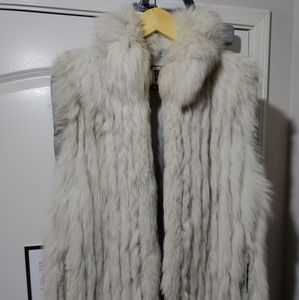 Fox saga vest